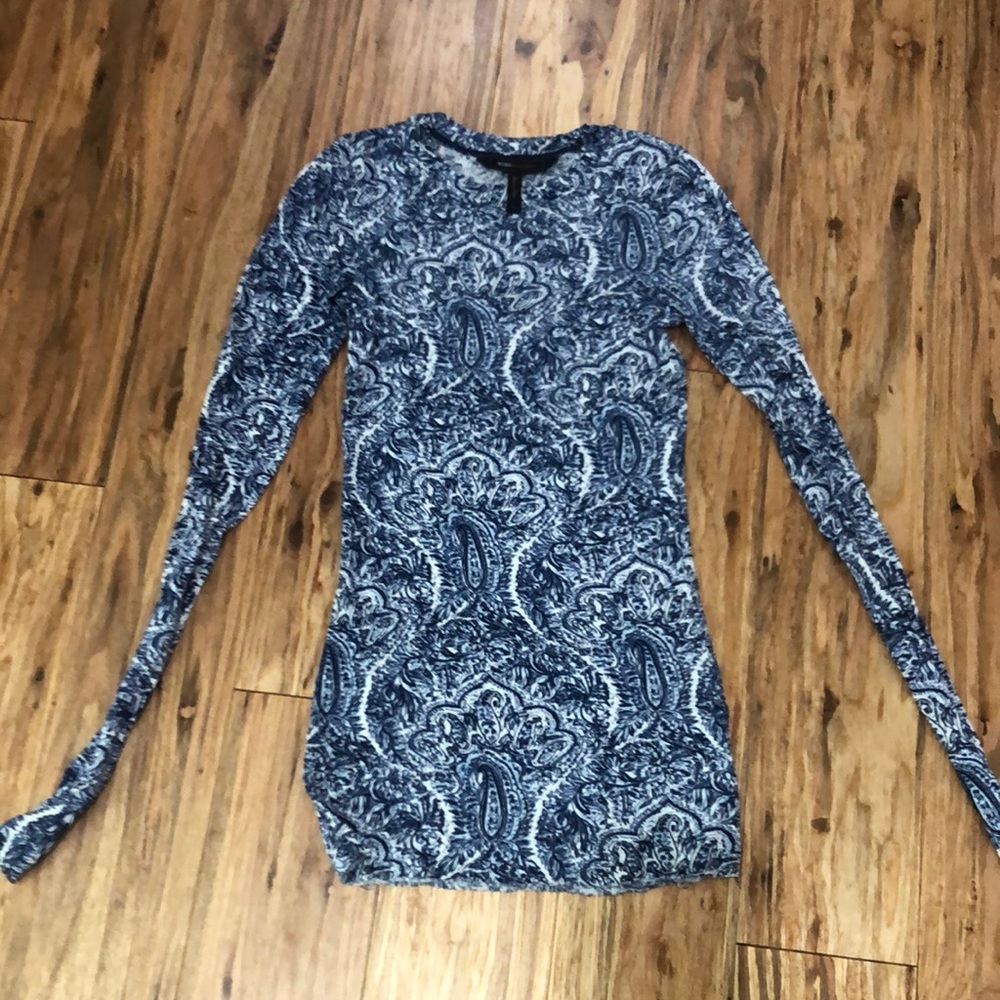 XS BCBG MaxAria Long Sleeve Shirt